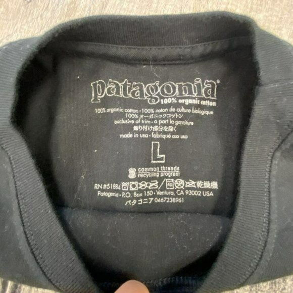 Patagonia Rare TShirt USA Organic Rock Climber Mint Cond Size Large - Picture 8 of 8